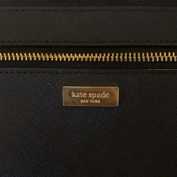 Kate spade wristlet bag - Picture 2 of 3